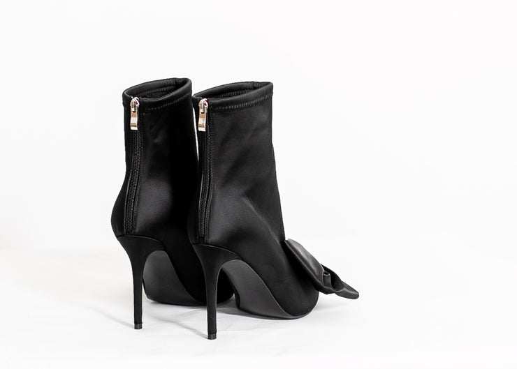 Perfection Oversized Bow Bootie (Black)