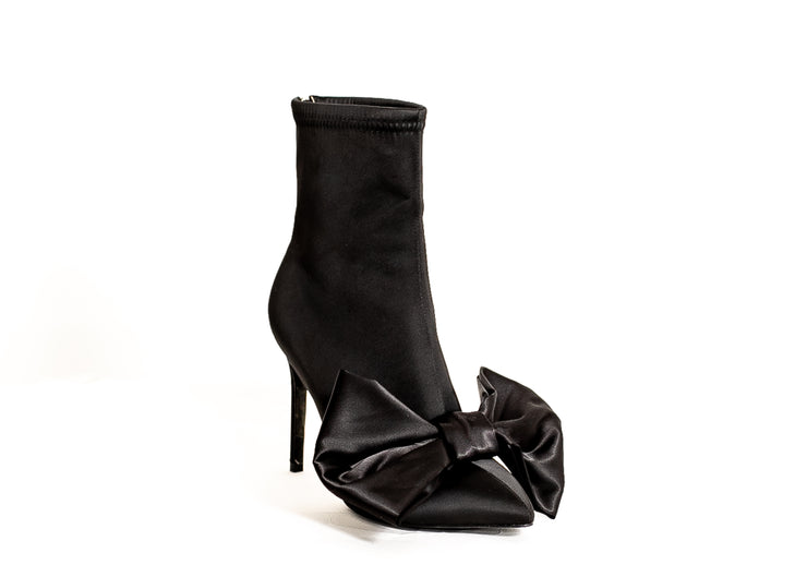 Perfection Oversized Bow Bootie (Black)